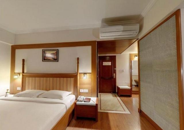Parijatha Gateway Hotel Bangalore Kamer foto