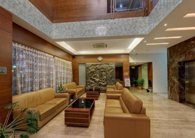 Parijatha Gateway Hotel Bangalore Buitenkant foto